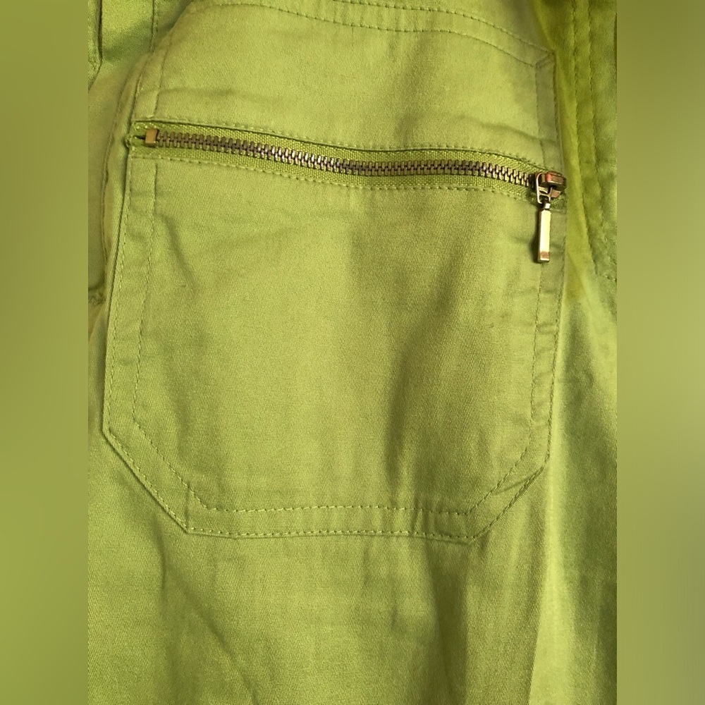 Dahlia Casual Green Capri Pants- 8P- Stretch- Cotton/Spandex - Picture 5 of 8